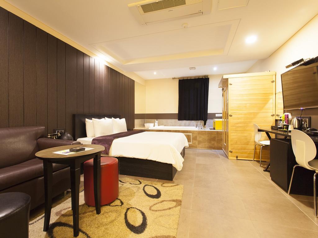 Hotel Pavia Bucheon Exterior photo